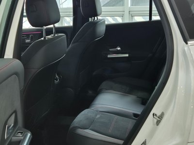 MERCEDES-BENZ GLA - 5