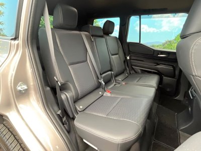 TOYOTA LAND CRUISER 250 - 9