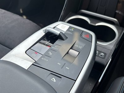 2025 BMW X2 — миниатюра 35