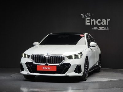 BMW 5 SERIES - 2