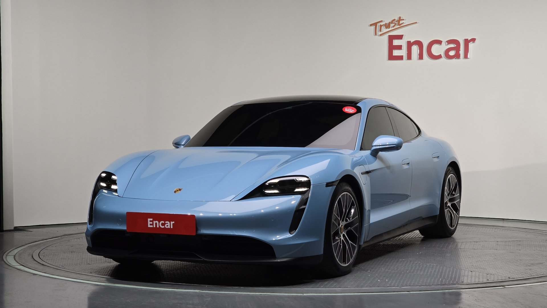 PORSCHE TAYCAN - View 1