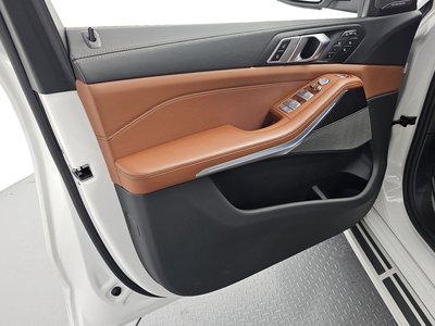 2025 BMW X7 — миниатюра 14