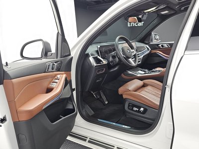 2025 BMW X7 — миниатюра 13