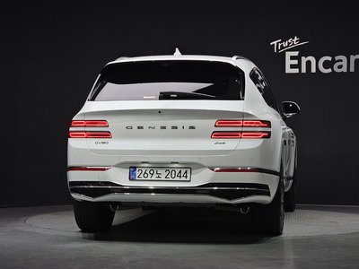 2025 Genesis GV80 photo 3