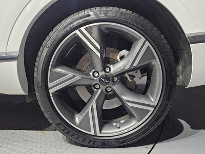 2025 Genesis GV80 photo 8