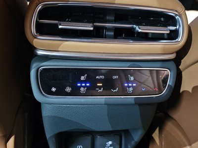 2025 Genesis GV80 thumbnail 25