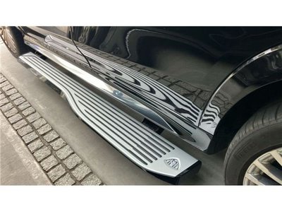 MERCEDES-BENZ GLS - 6