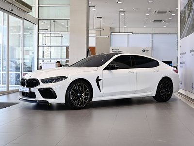 BMW M8
