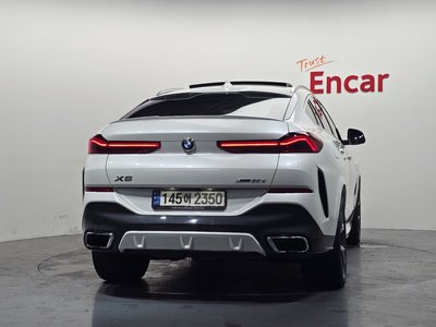 2022 BMW X6 photo 4
