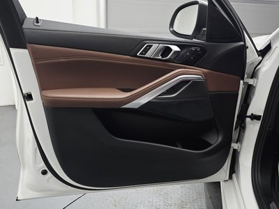 2022 BMW X6 thumbnail 14
