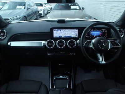 MERCEDES-BENZ GLB - 4