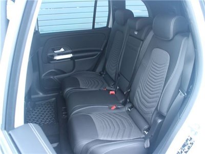 MERCEDES-BENZ GLB - 7