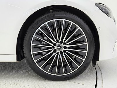 MERCEDES-BENZ E-CLASS - 6