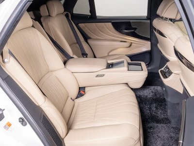 2021 Lexus LS — миниатюра 40