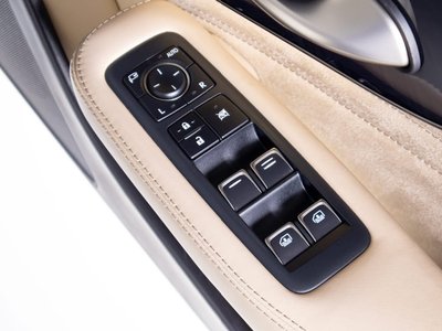 2021 Lexus LS — миниатюра 42