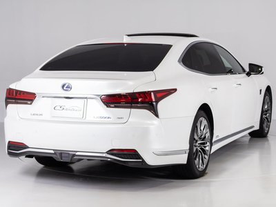 2021 Lexus LS — миниатюра 22