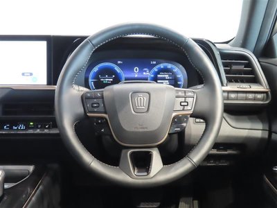 2023 Toyota CROWN SPORT 照片 5