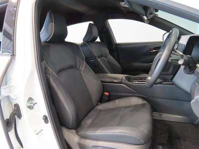 2023 Toyota CROWN SPORT — миниатюра 17
