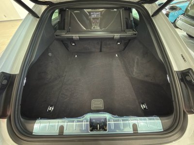 صورة 9 لـ 2021 Porsche PANAMERA