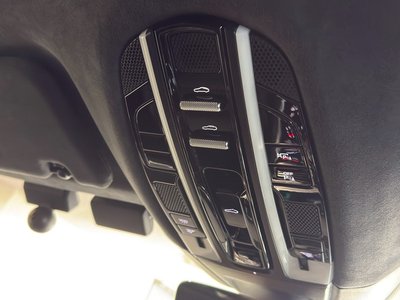 صورة مصغرة 33 لـ 2021 Porsche PANAMERA