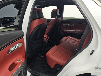 صورة مصغرة 12 لـ 2022 Genesis GV70