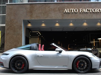PORSCHE 911 - 4