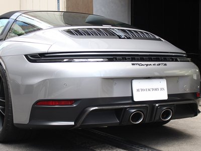 PORSCHE 911 - 9