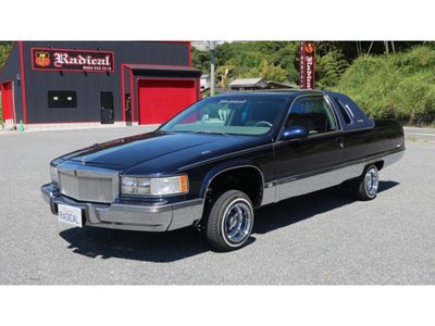 CADILLAC BROUGHAM - 1