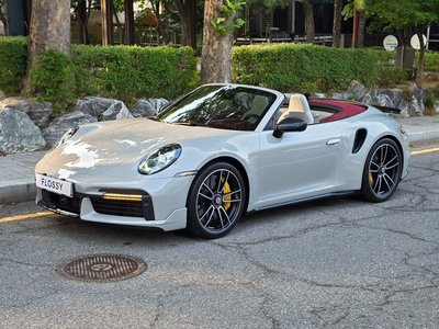 PORSCHE 911 - 1