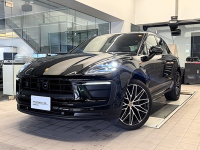 PORSCHE MACAN - 1