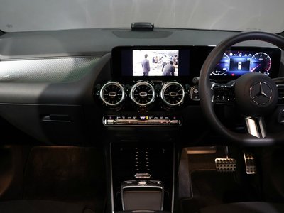 MERCEDES-BENZ GLA - 6