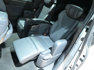صورة مصغرة 34 لـ 2023 Toyota VELLFIRE