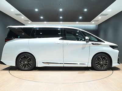 TOYOTA VELLFIRE - 10