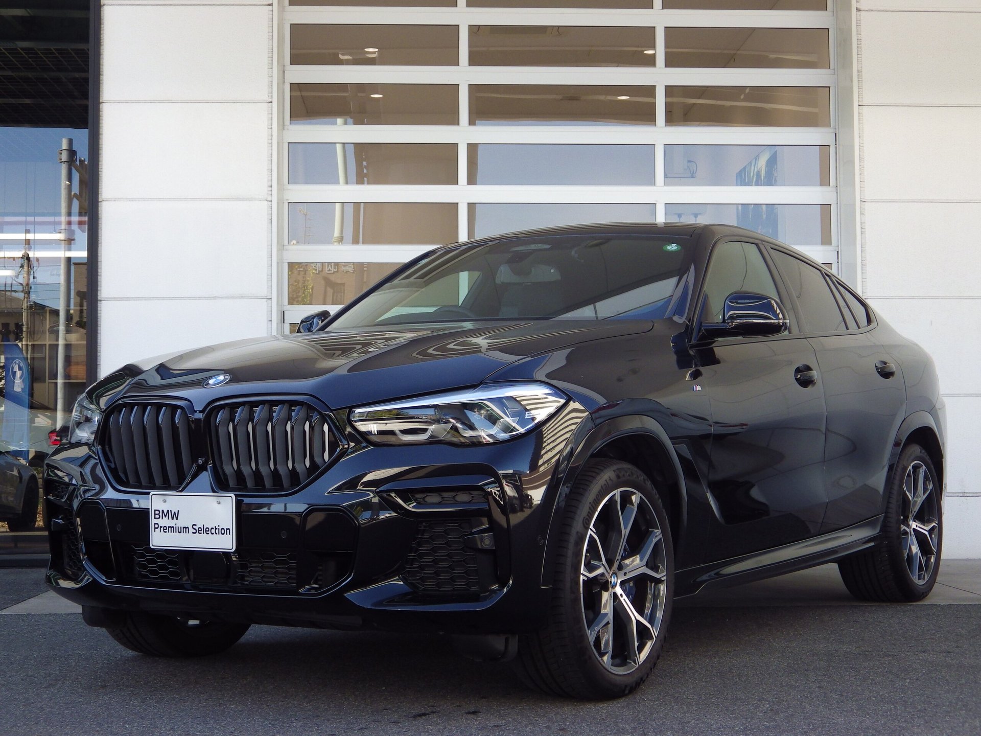 BMW X6 - View 1