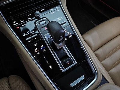 PORSCHE PANAMERA - 9