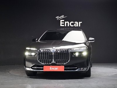 BMW 7 SERIES - 2