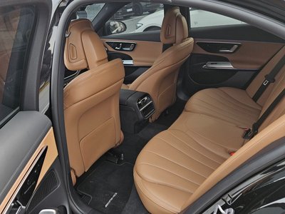 MERCEDES-BENZ E-CLASS - 6