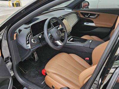 MERCEDES-BENZ E-CLASS - 3