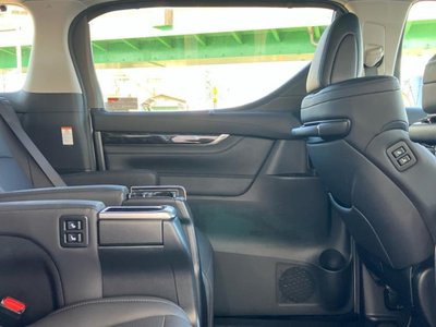 TOYOTA ALPHARD - 7