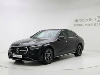 2025 Mercedes-BENZ E-CLASS 照片 1