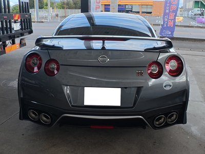 صورة 8 لـ 2017 Nissan GT-R