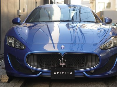 2015 Maserati GRANTURISMO photo 2