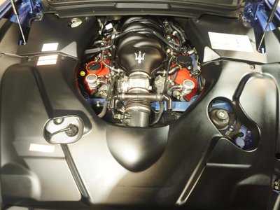 صورة مصغرة 22 لـ 2015 Maserati GRANTURISMO
