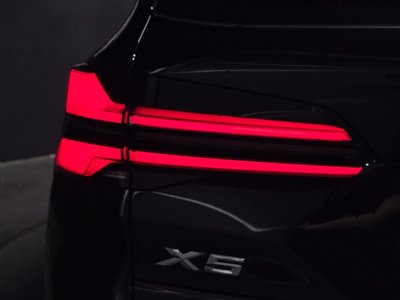 2026 BMW X5 photo 10