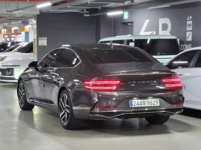 GENESIS G80 (RG3) - 5