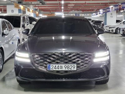 GENESIS G80 (RG3) - 2