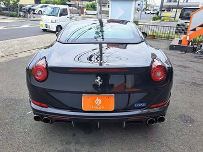 FERRARI CALIFORNIA - 7