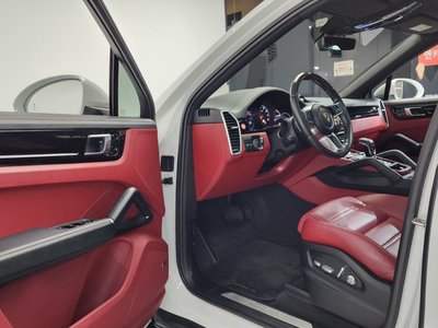 PORSCHE CAYENNE - 10