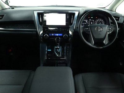 2022 Toyota ALPHARD — фото 5