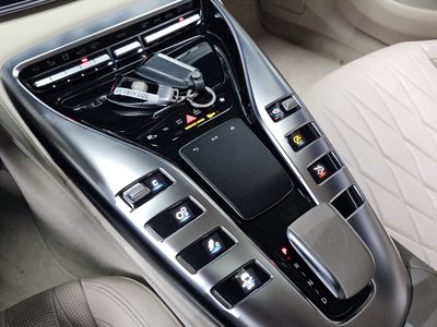 MERCEDES-BENZ GT AMG - 9